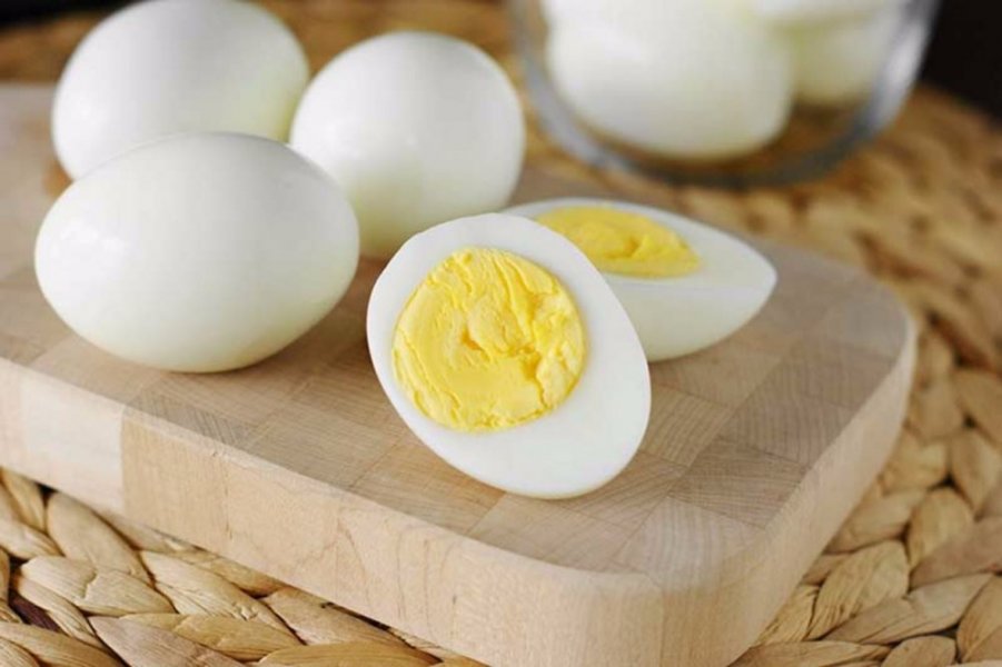 البيض المسلوق لحرق الدهون